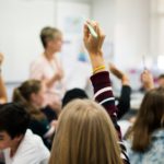 El Ministerio de Educación debe dejar de dar la espalda al profesorado