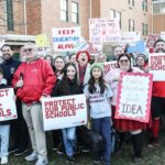 STEs-i se solidariza con las trabajadoras y trabajadores de la enseñanza de los Estados Unidos de América y las centrales sindicales NEA y AFT.